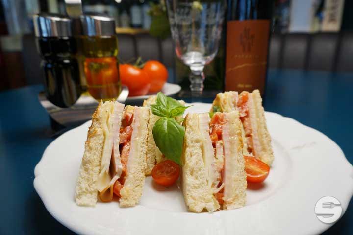 Capocaccia Dinde Toast - Capocaccia