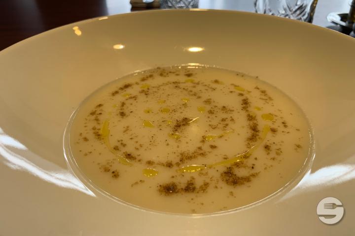 Soupe de chou-fleur et céleri-boule - Capocaccia