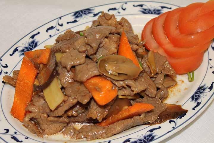 611. Bœuf Sauté aux Champignons Chinois et Pousses de Bambou - Chanaan