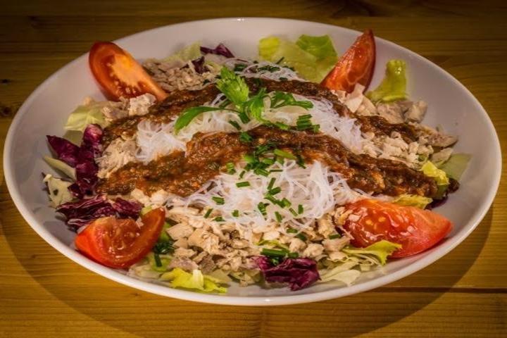 Menu Thai Chicken Salad - Chez ma Cousine *