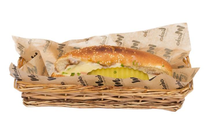 La Montagne magique - Mischa Hot Dog