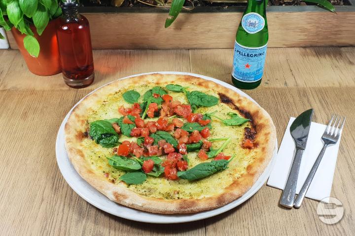 Pizza Pesto con Spinaci - Vapiano (Lausanne)