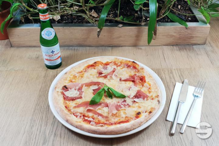 Pizza Crudo - Vapiano (Lausanne)