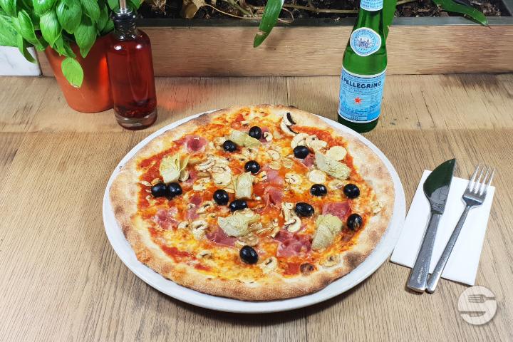 Pizza Capricciosa - Vapiano (Lausanne)