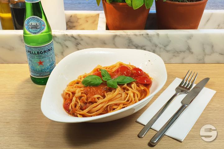 Pasta Pomodoro e Spinaci - Vapiano (Lausanne)
