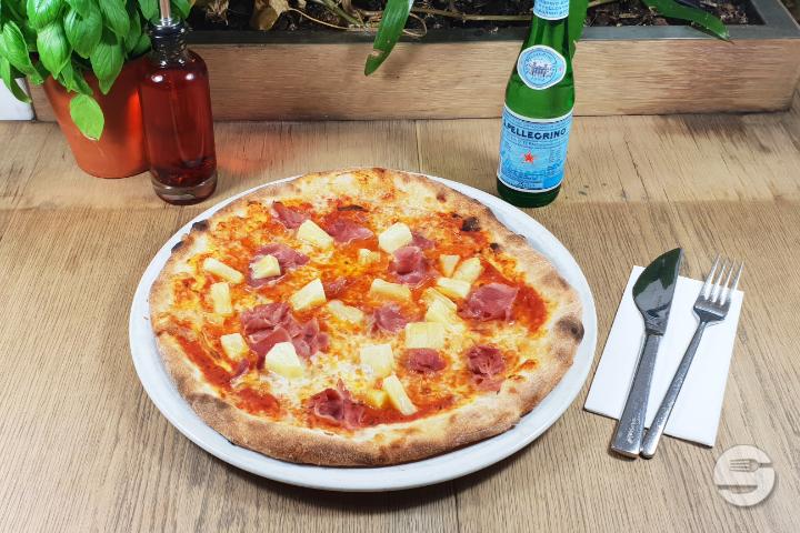 Pizza Tropicale - Vasano Ristorante