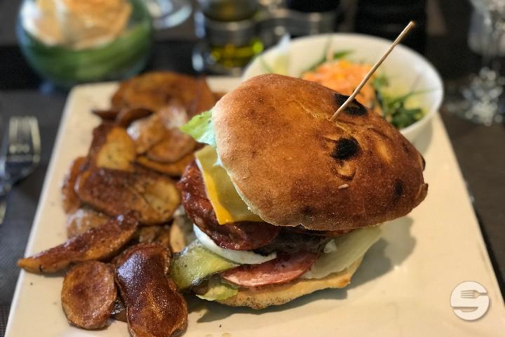 Baciami Burger - Leo's