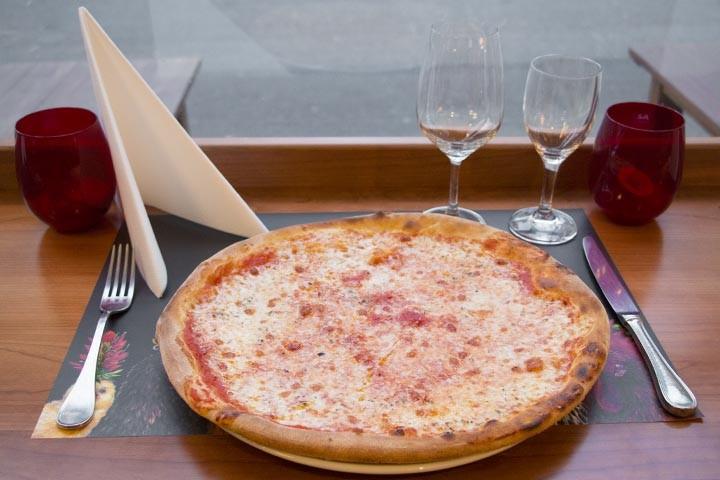 Pizza Margherita - Il Punto