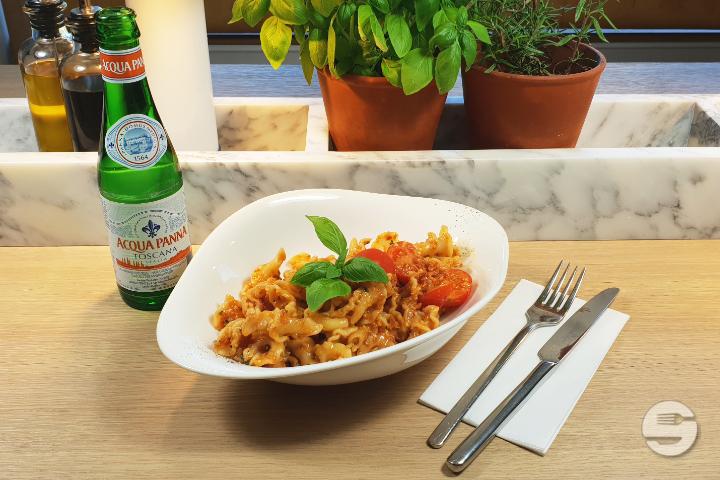 Pasta Pesto Rosso - Vapiano