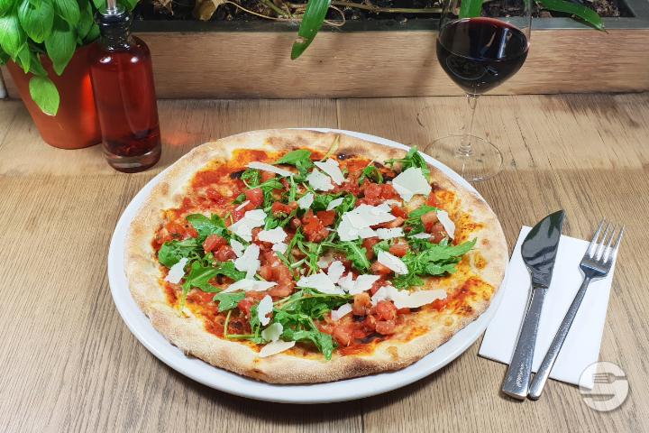 Pizza Bruschetta - Vapiano