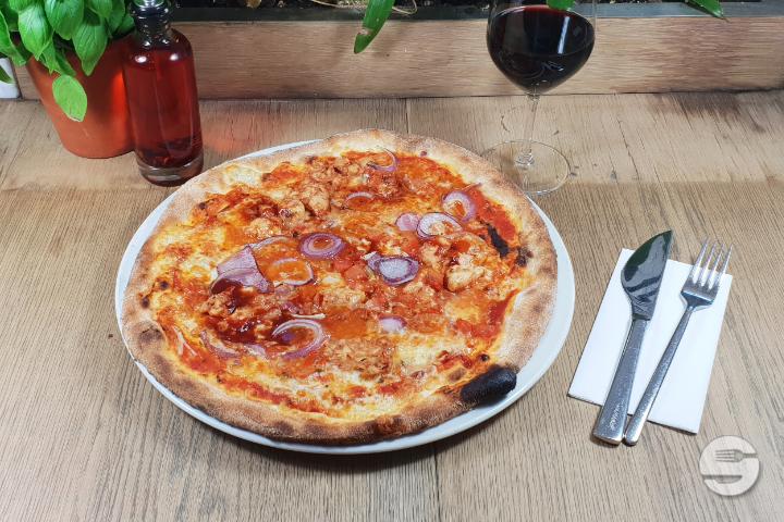 Pizza BBQ Chicken - Vapiano