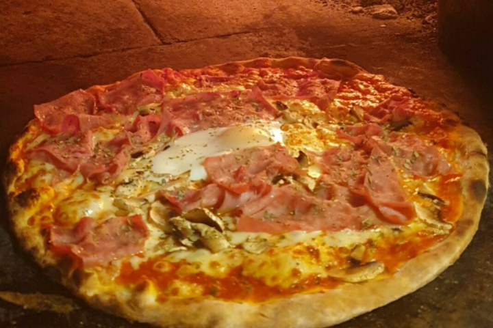 Pizza Capricciosa - Da Gabriele
