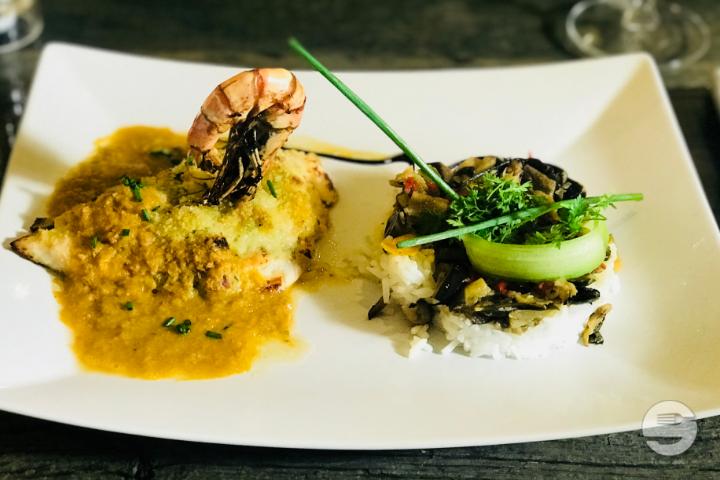 Seabream's Back, Black Tiger Shrimp Crumble - Le "M"