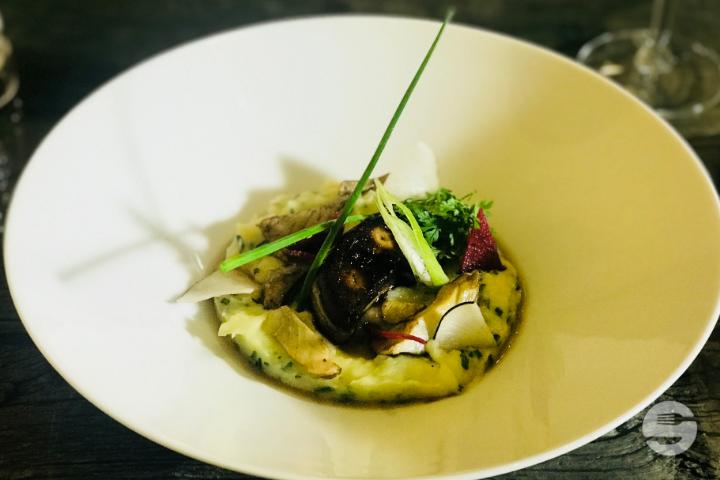 Cream of Jerusalem artichokes, pan-fried Foie Gras - Le "M"