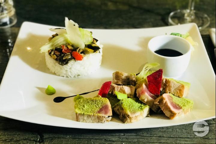 Tataki of Tuna in Crust of Herbs - Le "M"