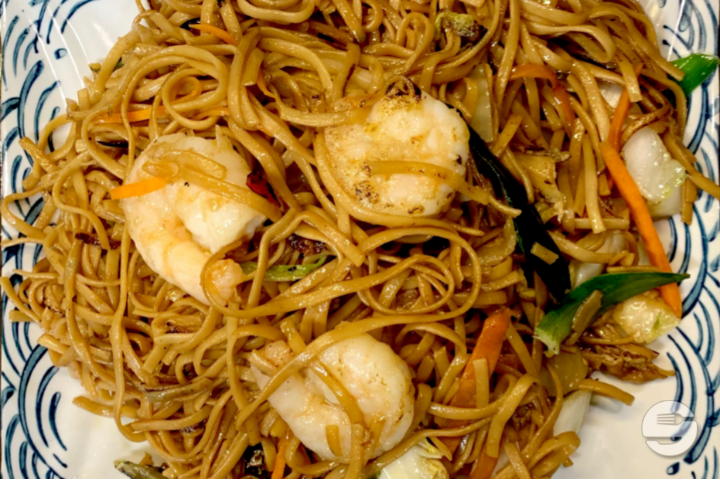 123. Fried Noodles with Shrimps - Nihao Marterey