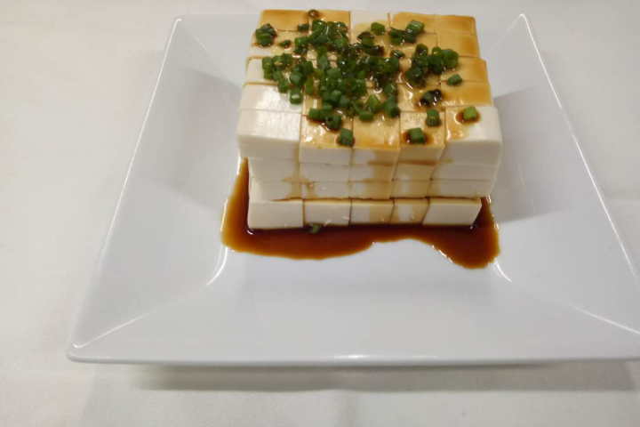 319. Salade de Tofu avec Poireaux - Dongpo