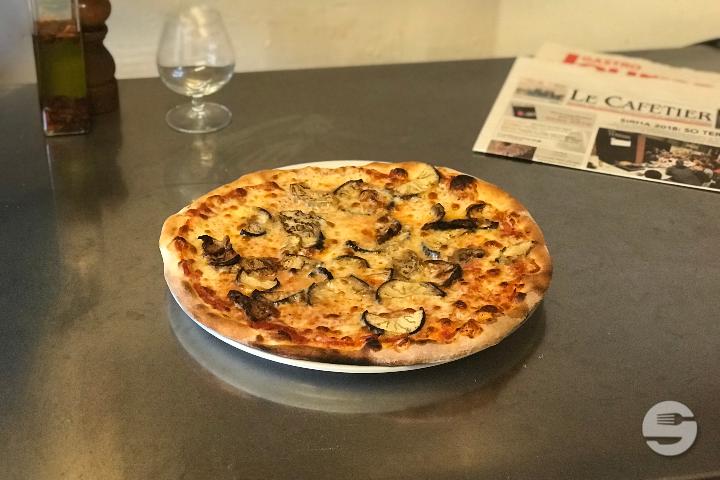 Pizza Aurbergine - Pizzeria Au 6