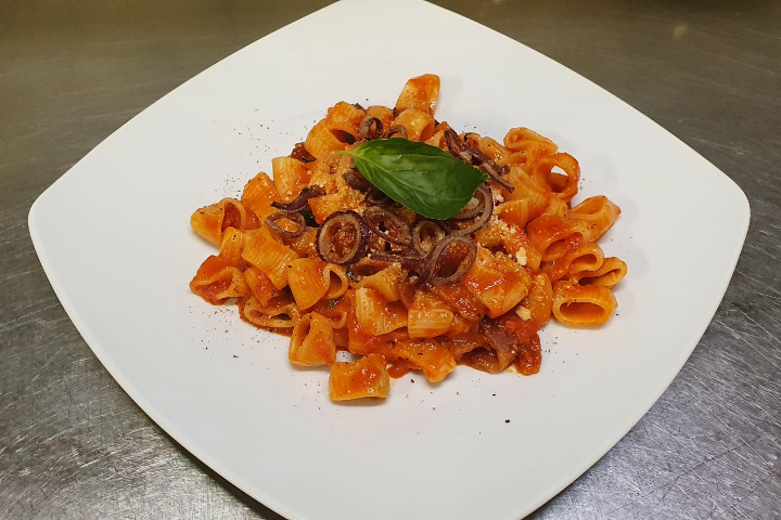 Pasta Alla Amatriciana - Pasta e Sfizi