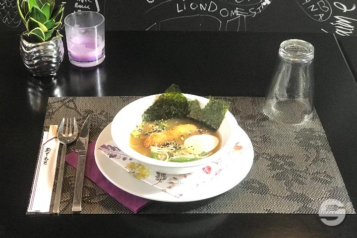 Soupe Ramen au Poulet Pané - Le Duo Thai & Sushi