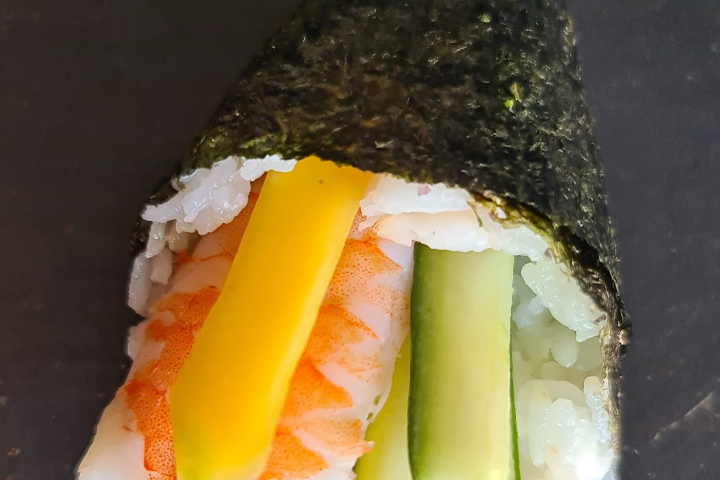 Temaki Saumon Mangue, Crevette et Concombre - Le Duo Thai & Sushi