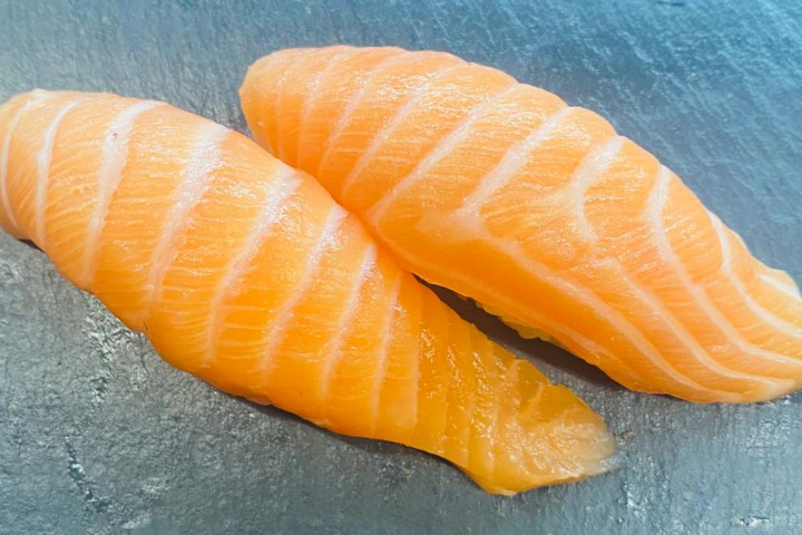 Sushi Saumon «Syake» - Le Duo Thai & Sushi