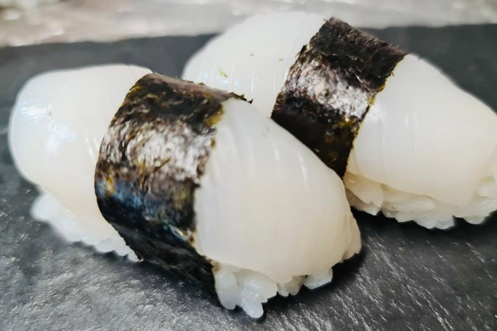 Sushi à la Seiche - Le Duo Thai & Sushi