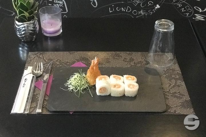 Spring Maki crevette tempura, sauce cocktail - Le Duo Thai & Sushi