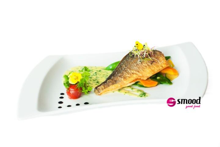 Grilled seabass fillet, lemon butter, fresh herbs - La Table du 9