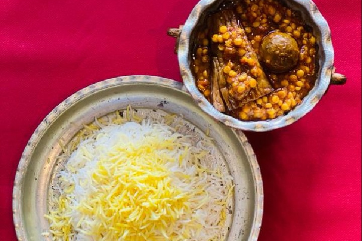 Khoreste Gheymeh - Royal Oriental