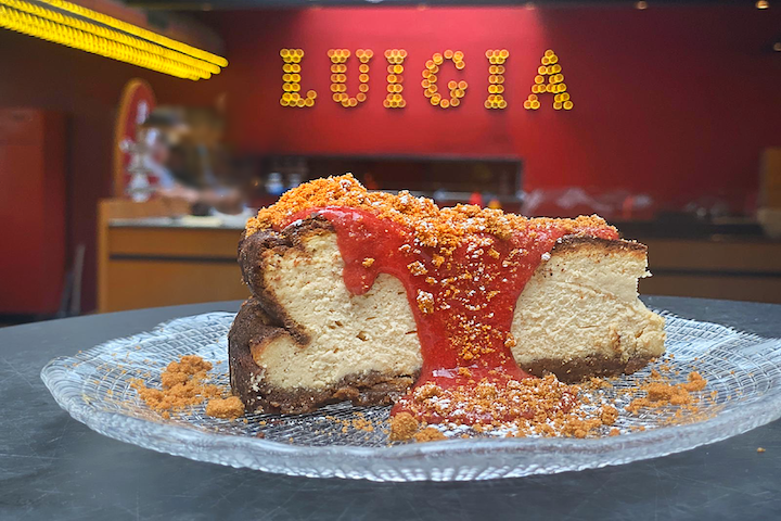 Cheese Cake Luigia Con Salsa Alla Fragola - Luigia - Rive Gauche