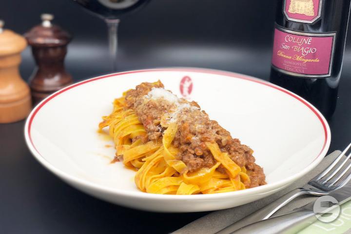 Tagliatelle Alla Bolognese - Luigia - Rive Droite
