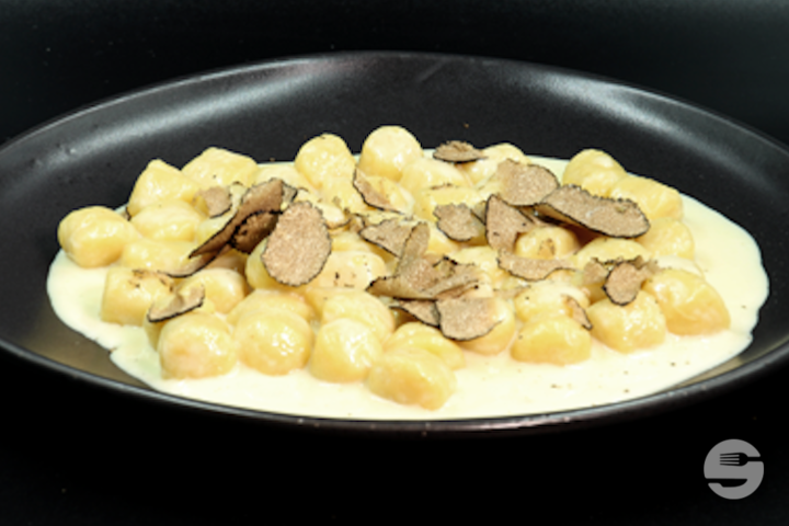 Gnocchetti Al Tartufo Nero - Luigia - Rive Droite