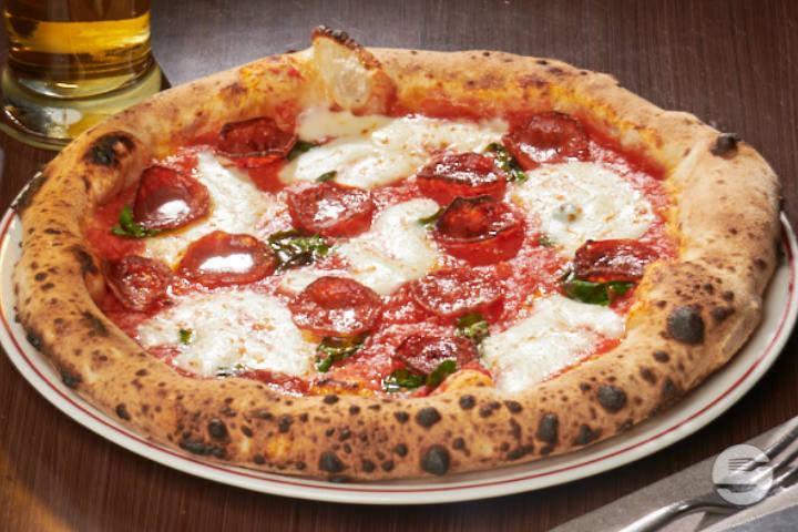 Margherita With Spicy Salami - Luigia - Rive Droite