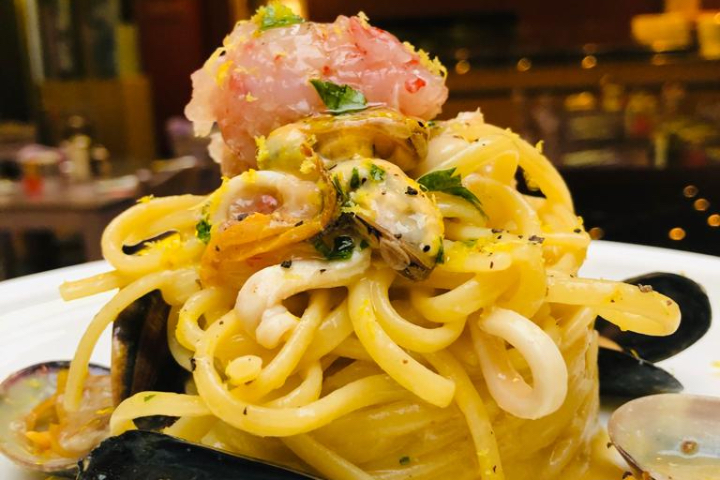 Linguine ai frutti di mare - Luigia - Rive Droite