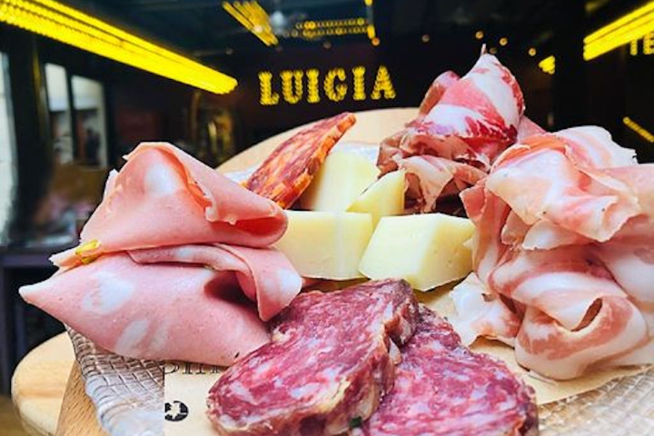 Piatto di salumi con provolone del monaco - Luigia - Rive Droite