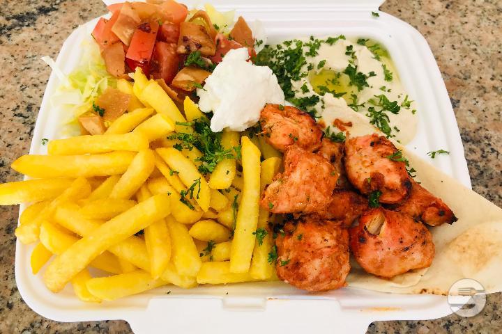 Taouk Plate - Yasmine Traiteur