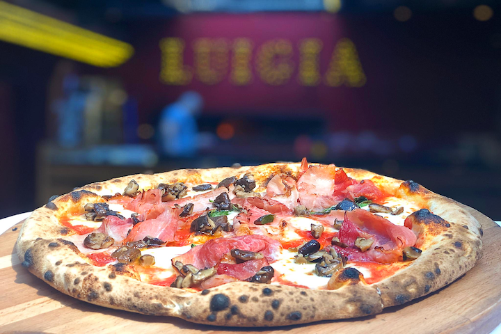 Margherita Au Jambon Cuit Et Champignon - Luigia