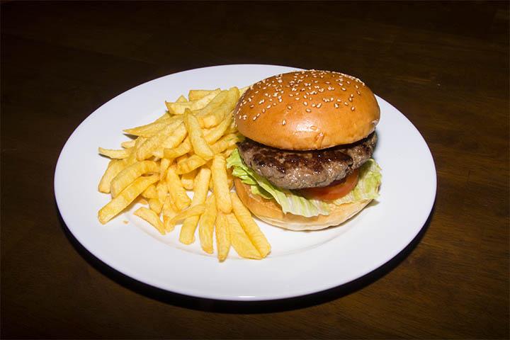 Burger - The Clubhouse