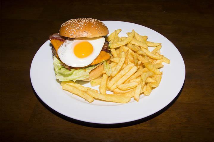 California Burger - The Clubhouse