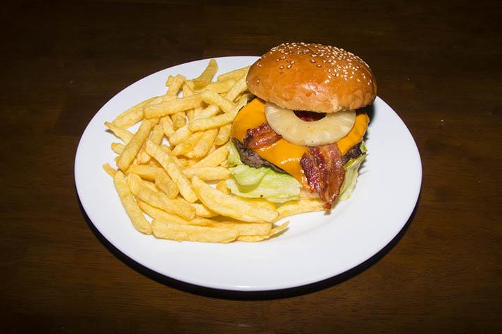Big Kahuna Burger - The Clubhouse