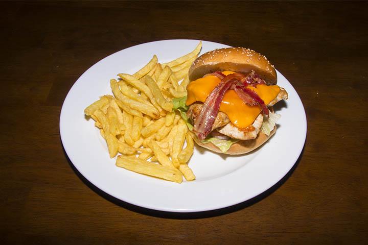 Chicken bacon & cheese - The Clubhouse