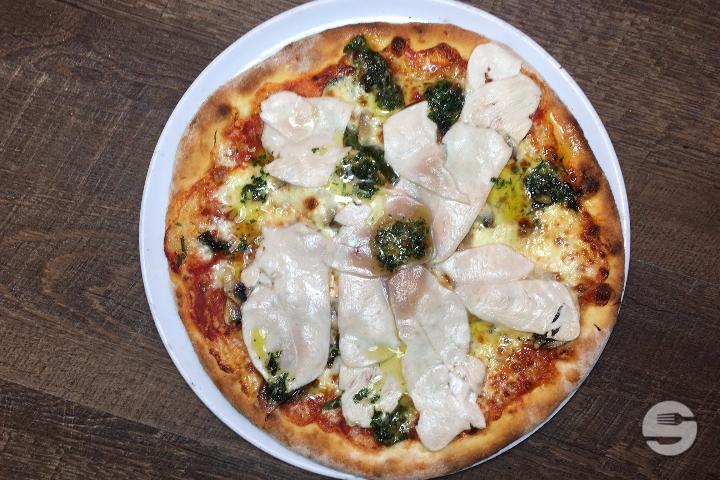 Pizza De Pollo - Pizzeria Rapido