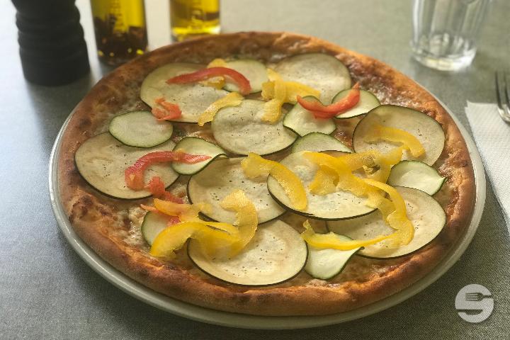 Pizza Vegetarian - Milano's Pizza