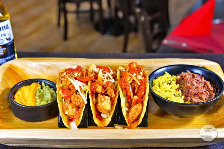 Chicken Tacos - Taco's Bar