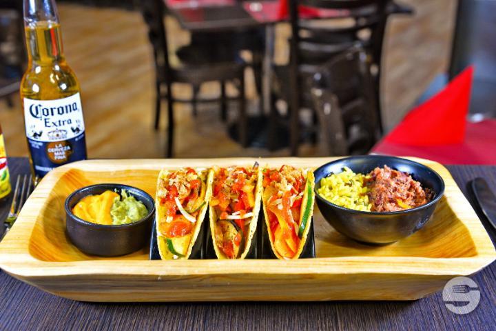 Vegetarian Tacos - Taco's Bar