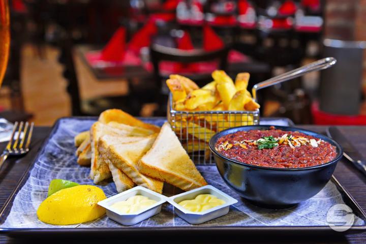 Wapiti Tartar - Taco's Bar