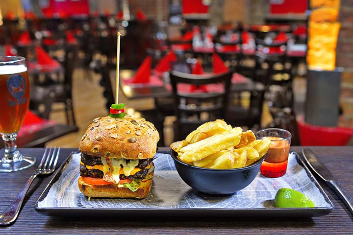 Burger Mexican - Taco's Bar