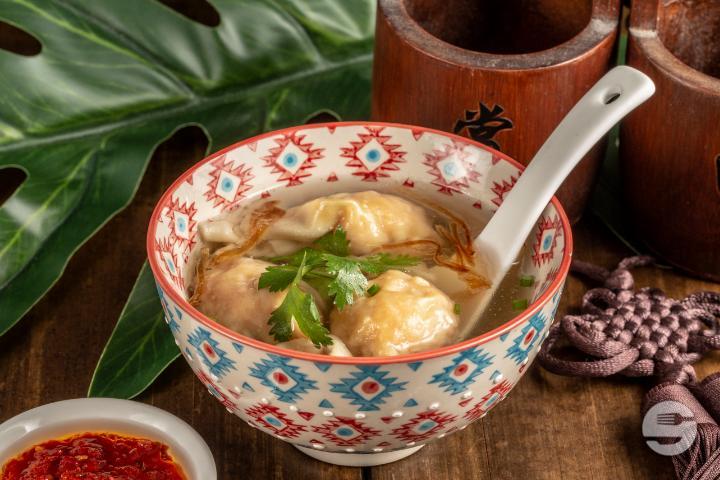 12. Soupe aux Raviolis Crevettes - Hungky