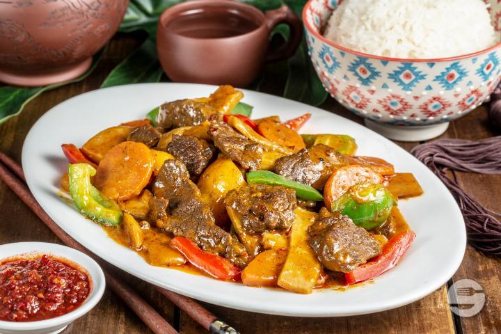 77. Beef Curry - Hungky